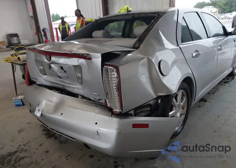 2008 Cadillac Sts V6 z USA, uszkodzony, nr VIN 1G6DW67VX80149292